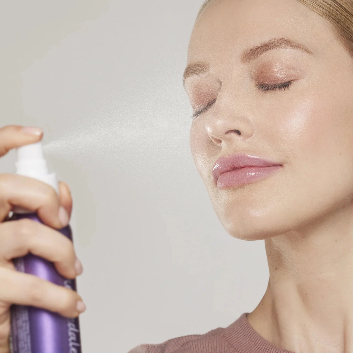 jane iredale Calming Lavender Hydration Spray